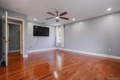 2478 Mt Hope Road Middletown NY 10940