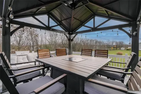2478 Mt Hope Road Middletown NY 10940