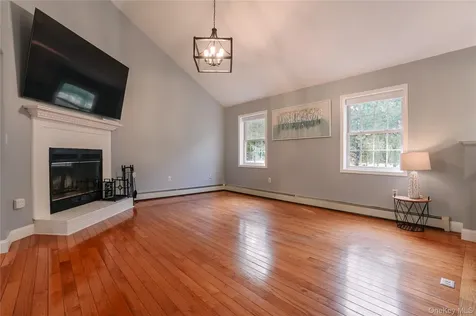 2478 Mt Hope Road Middletown NY 10940