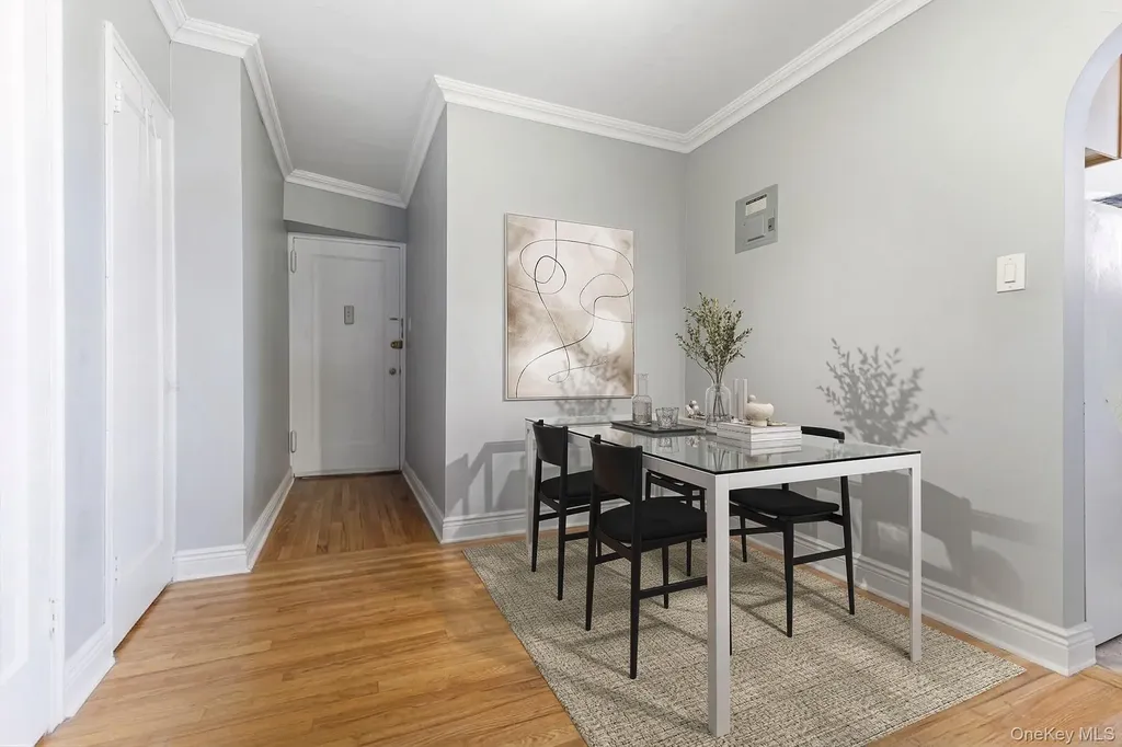5621 Netherland Avenue Bronx NY 10471