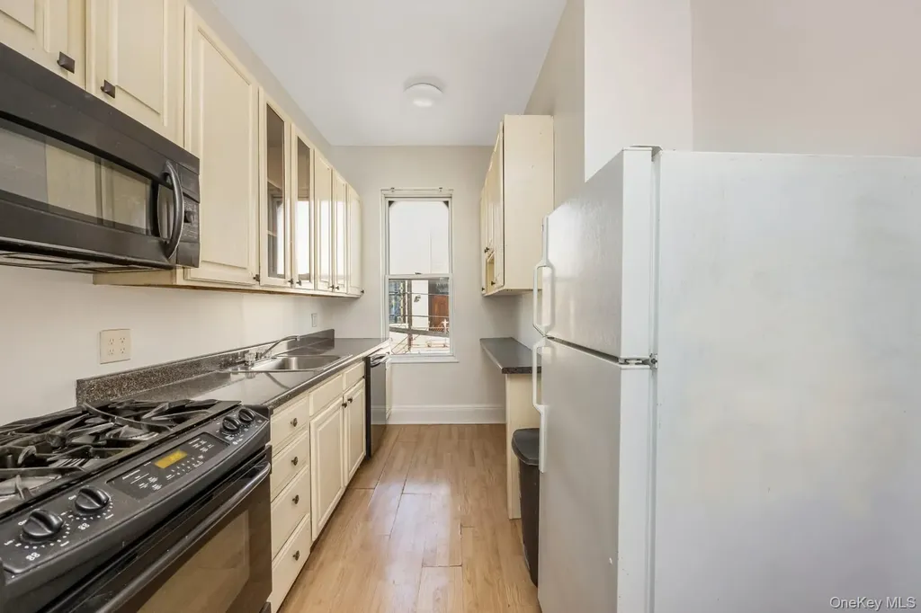 75-30 67th Drive Middle Village NY 11379