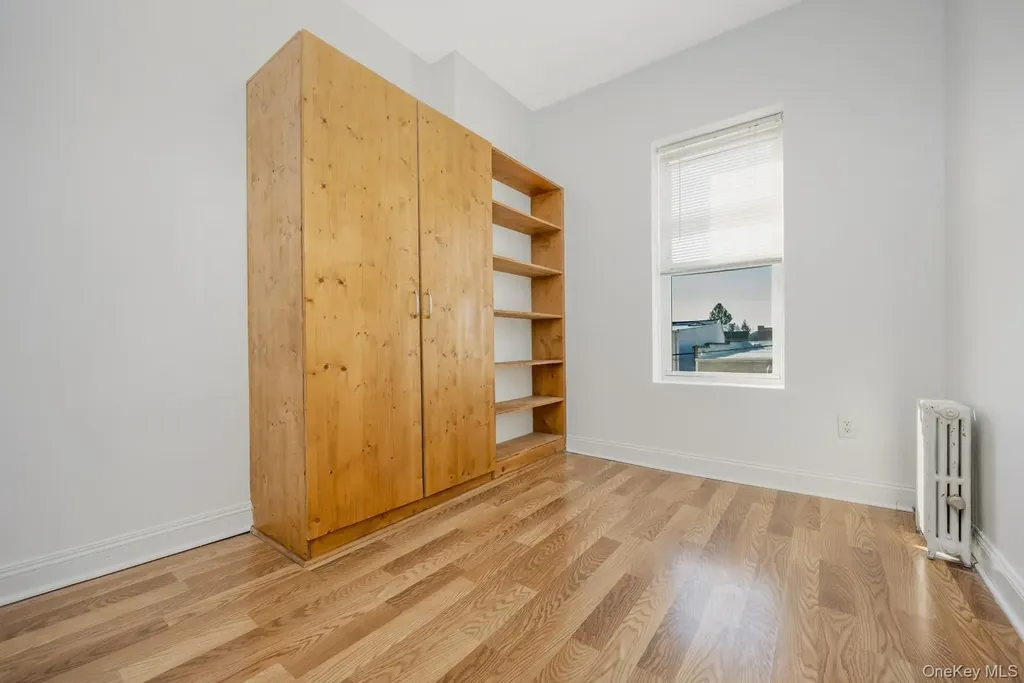 75-30 67th Drive Middle Village NY 11379