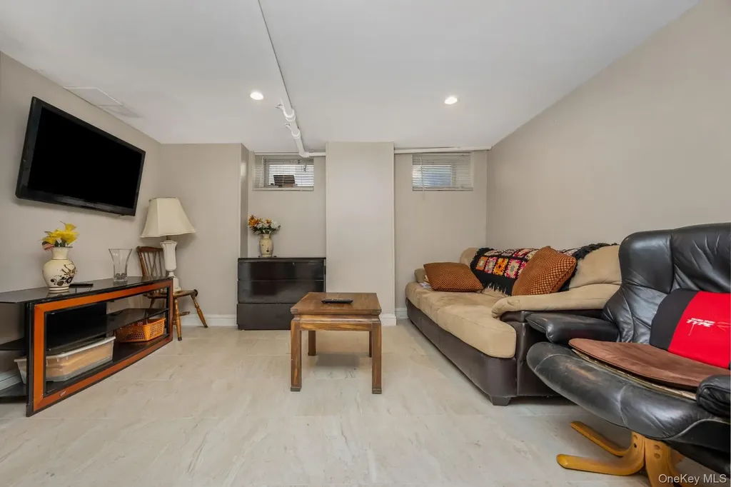 75-30 67th Drive Middle Village NY 11379