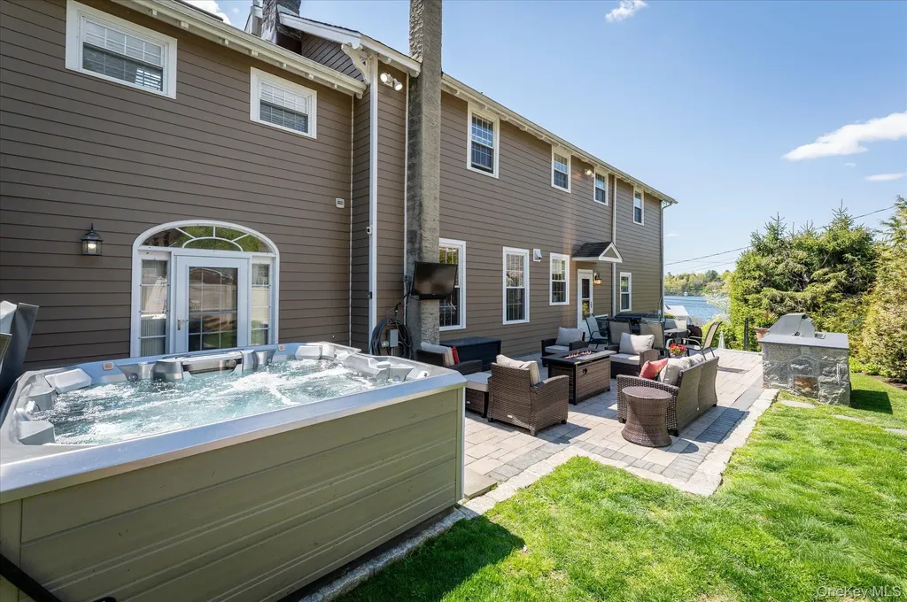 26 Averill Drive Mahopac NY 10541