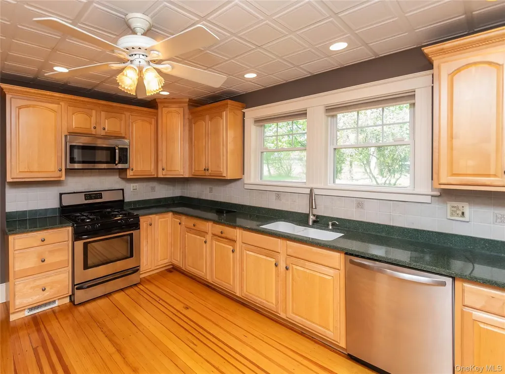 571 Route 17m Middletown NY 10940