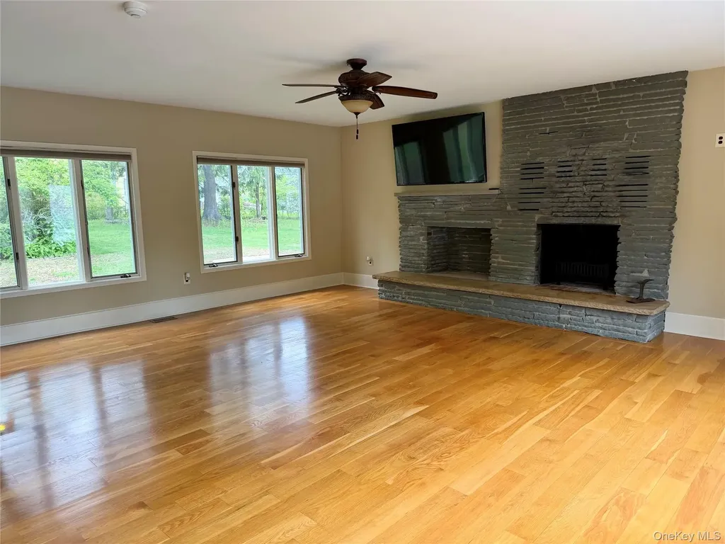 571 Route 17m Middletown NY 10940