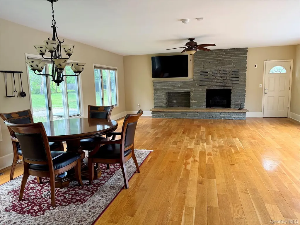 571 Route 17m Middletown NY 10940