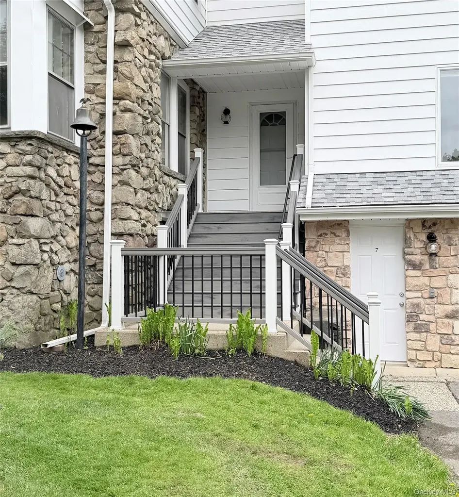 571 Route 17m Middletown NY 10940