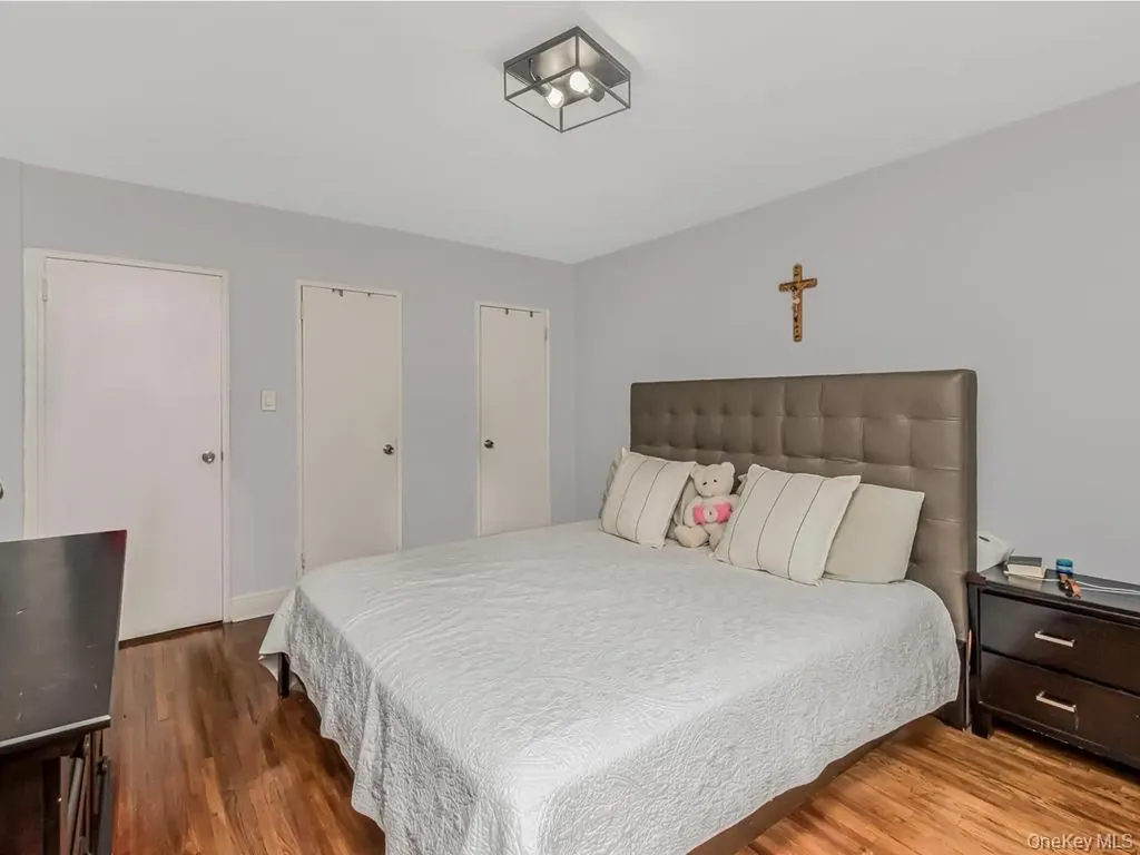6535 Broadway Bronx NY 10471