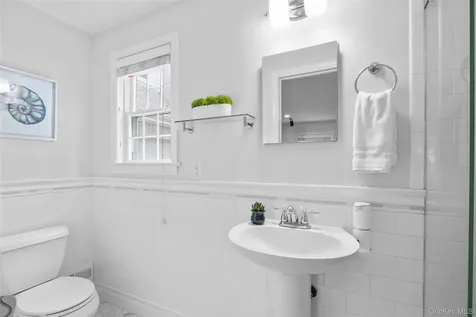 213 N Barry Avenue Mamaroneck NY 10543