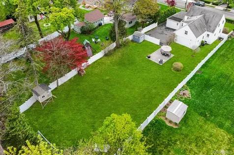 213 N Barry Avenue Mamaroneck NY 10543
