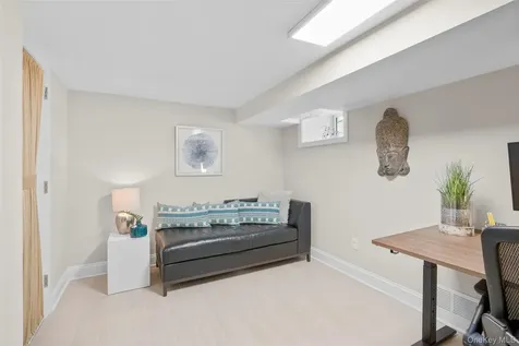 213 N Barry Avenue Mamaroneck NY 10543