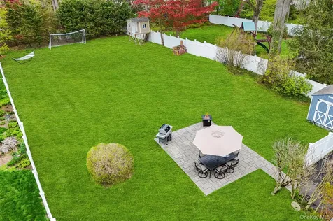 213 N Barry Avenue Mamaroneck NY 10543