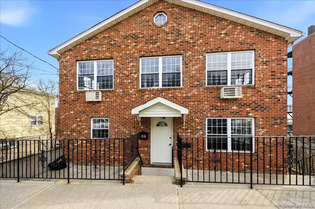 82 Morningside Avenue Yonkers NY 10703