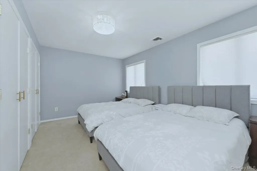 151 Wanser Inwood NY 11096