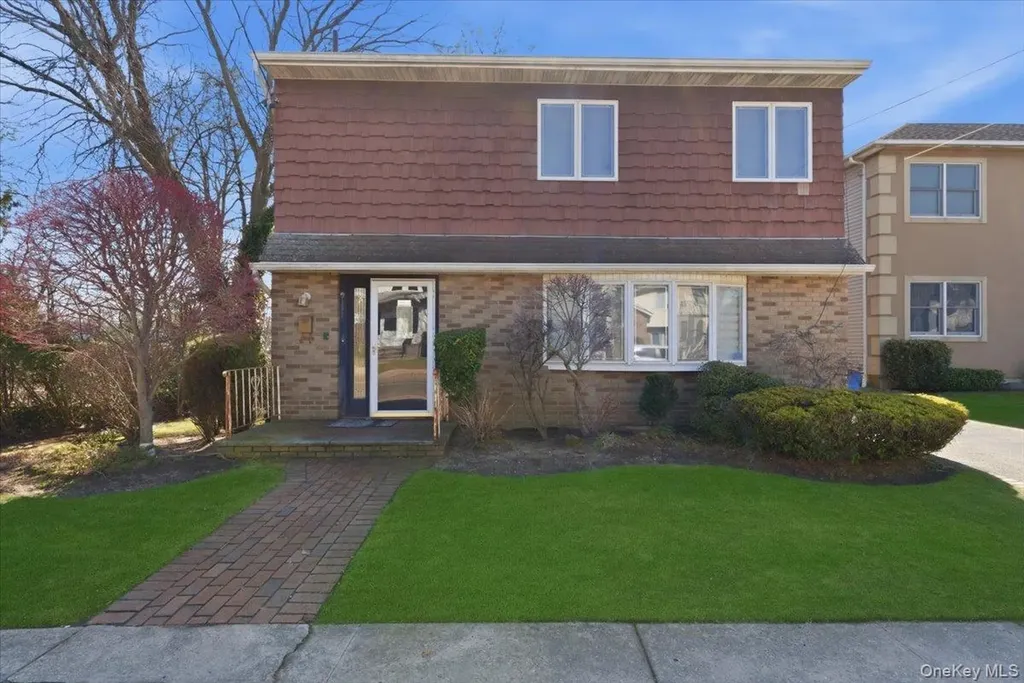 151 Wanser Inwood NY 11096