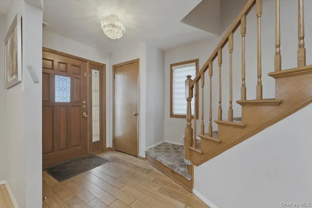 151 Wanser Inwood NY 11096