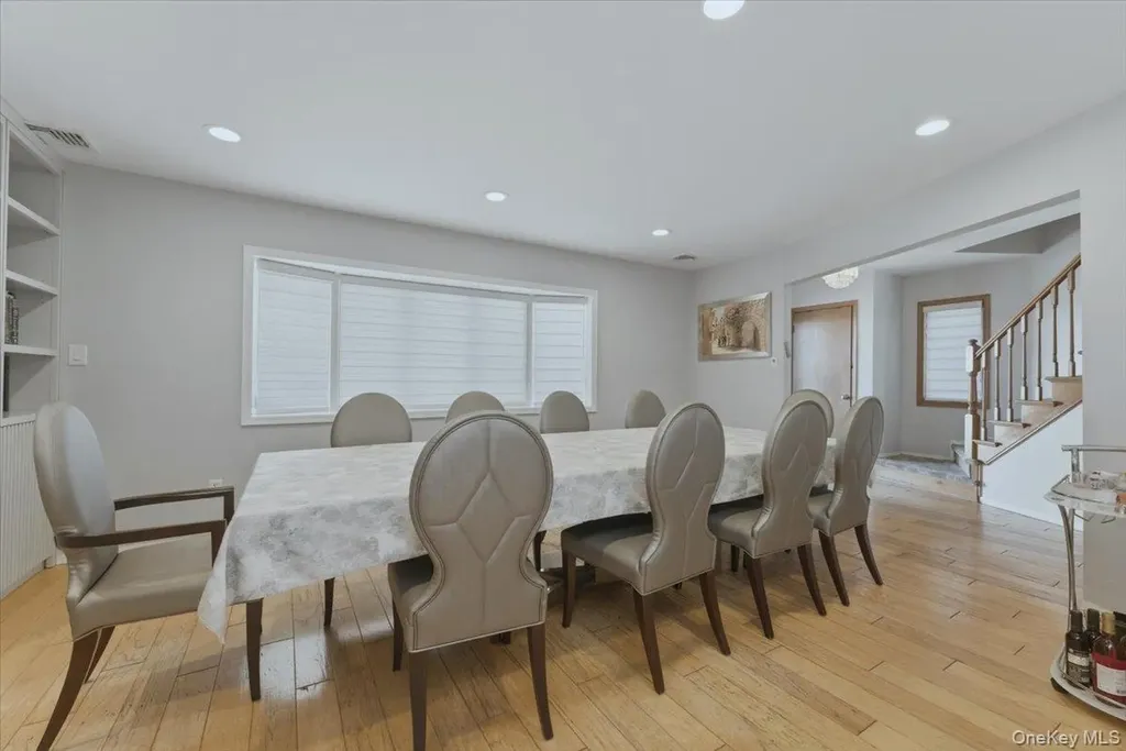 151 Wanser Inwood NY 11096