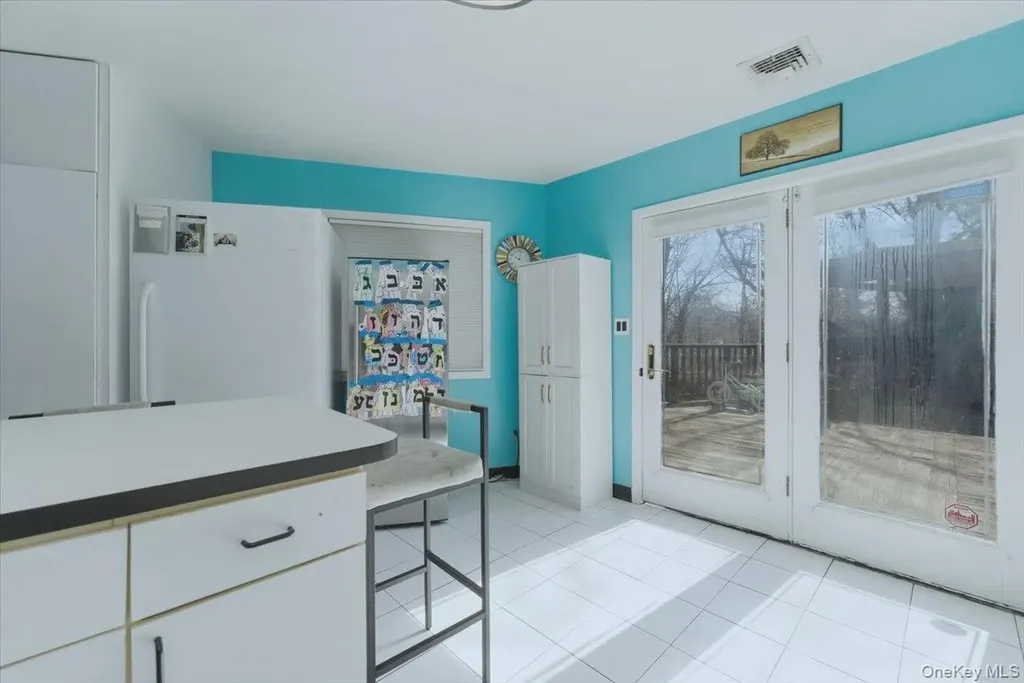 151 Wanser Inwood NY 11096