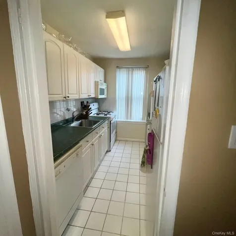 204 Richbell Road Mamaroneck NY 10543