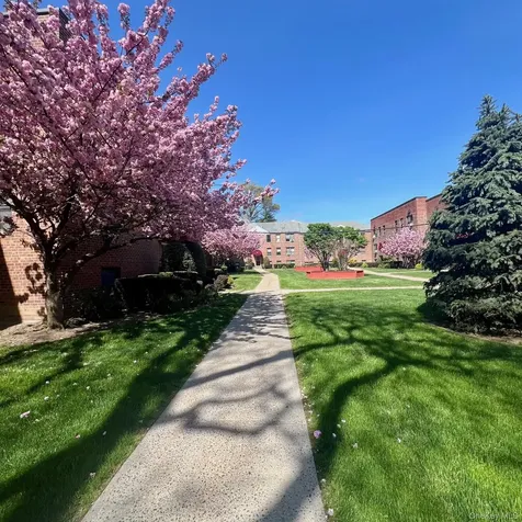 204 Richbell Road Mamaroneck NY 10543