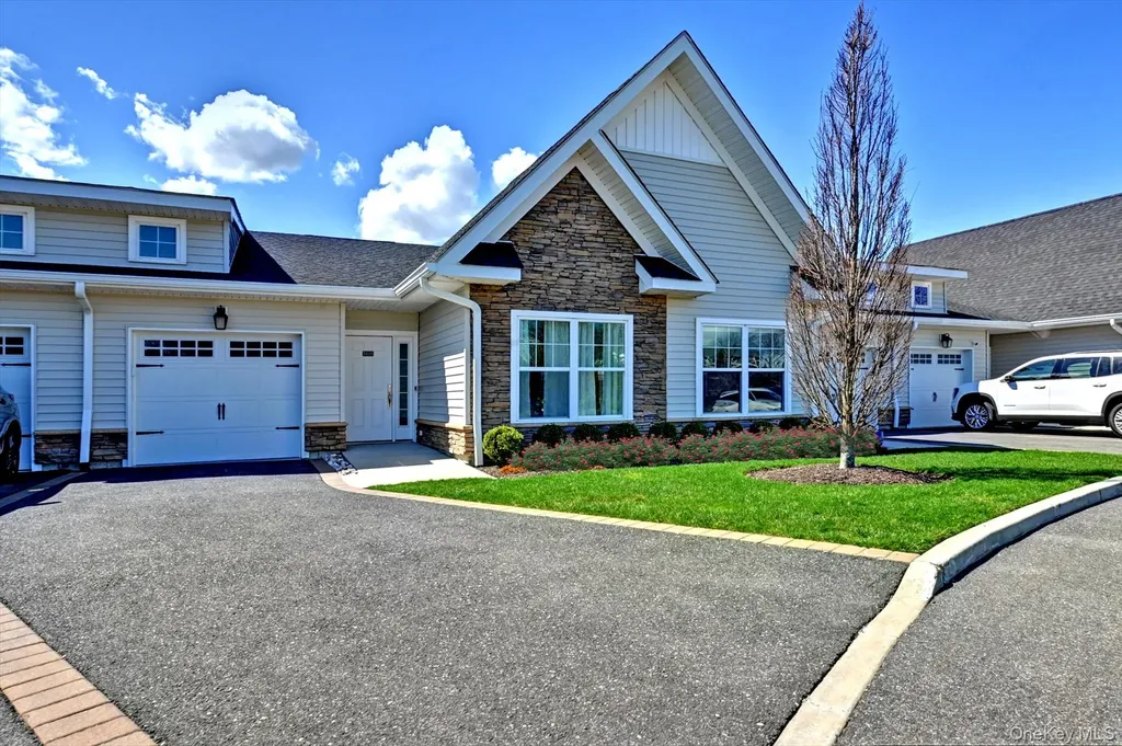 3105 Fox Hill Drive Baiting Hollow NY 11933