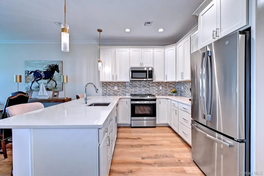 3105 Fox Hill Drive Baiting Hollow NY 11933