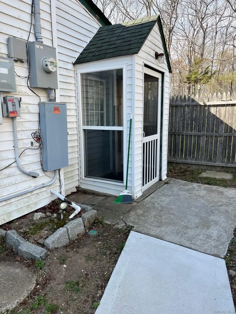 53 Circle Drive N East Patchogue NY 11772
