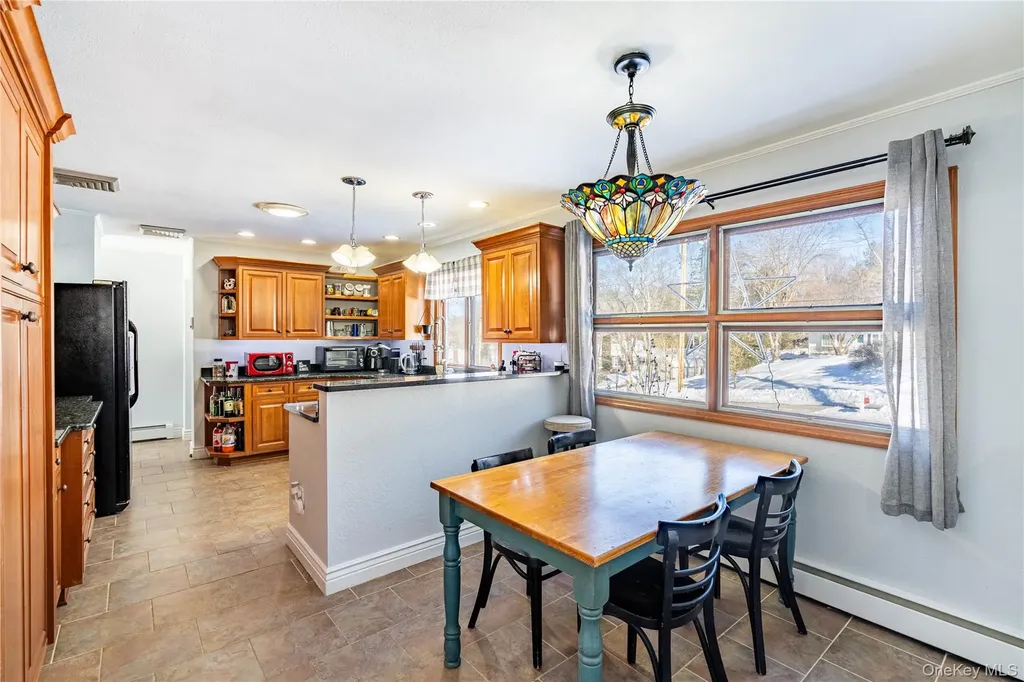 77 Colburn Drive Poughkeepsie NY 12603