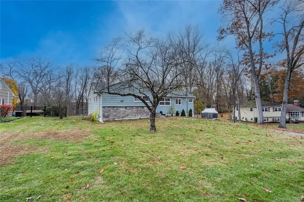 77 Colburn Drive Poughkeepsie NY 12603
