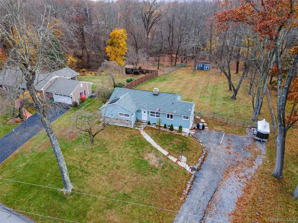 77 Colburn Drive Poughkeepsie NY 12603
