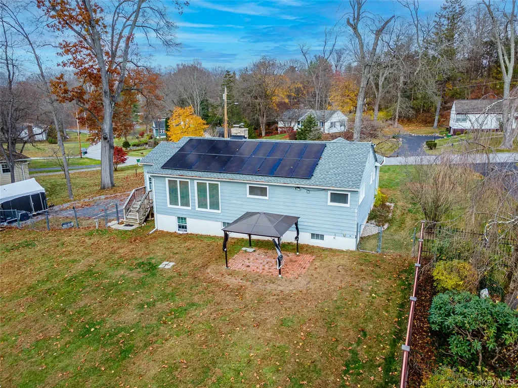 77 Colburn Drive Poughkeepsie NY 12603