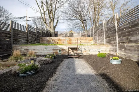 352 Columbia Street Hudson NY 12534