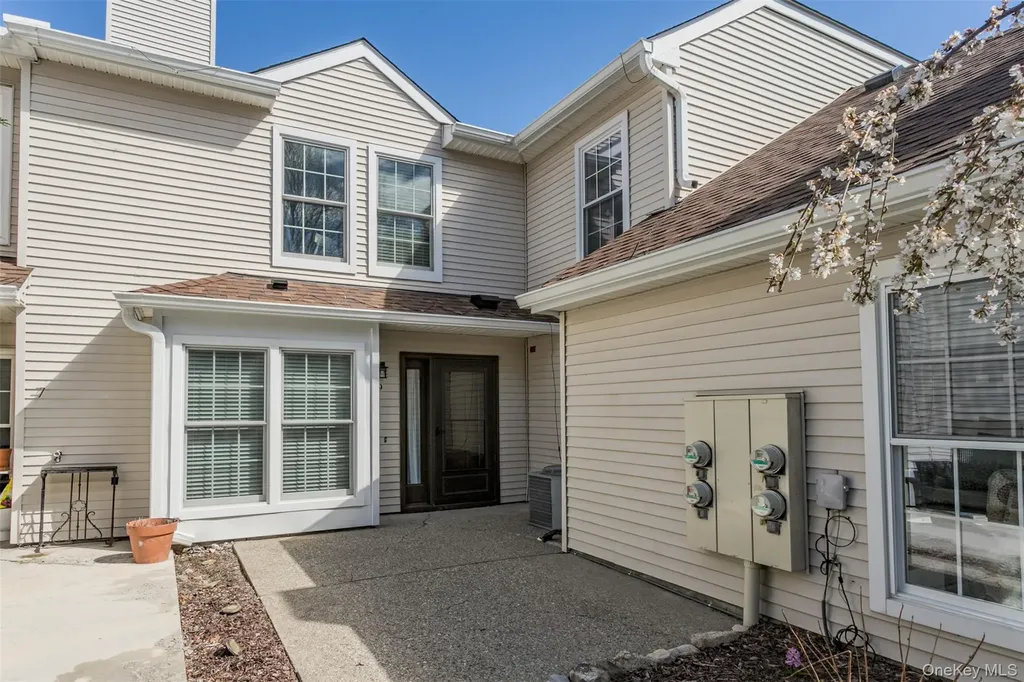 9 Olde Wagon Road Warwick NY 10990