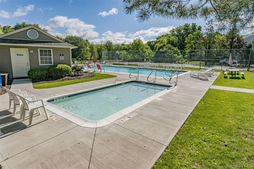 9 Olde Wagon Road Warwick NY 10990