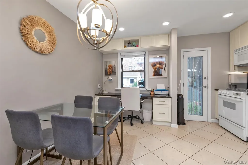147-16 72nd Avenue Flushing NY 11367