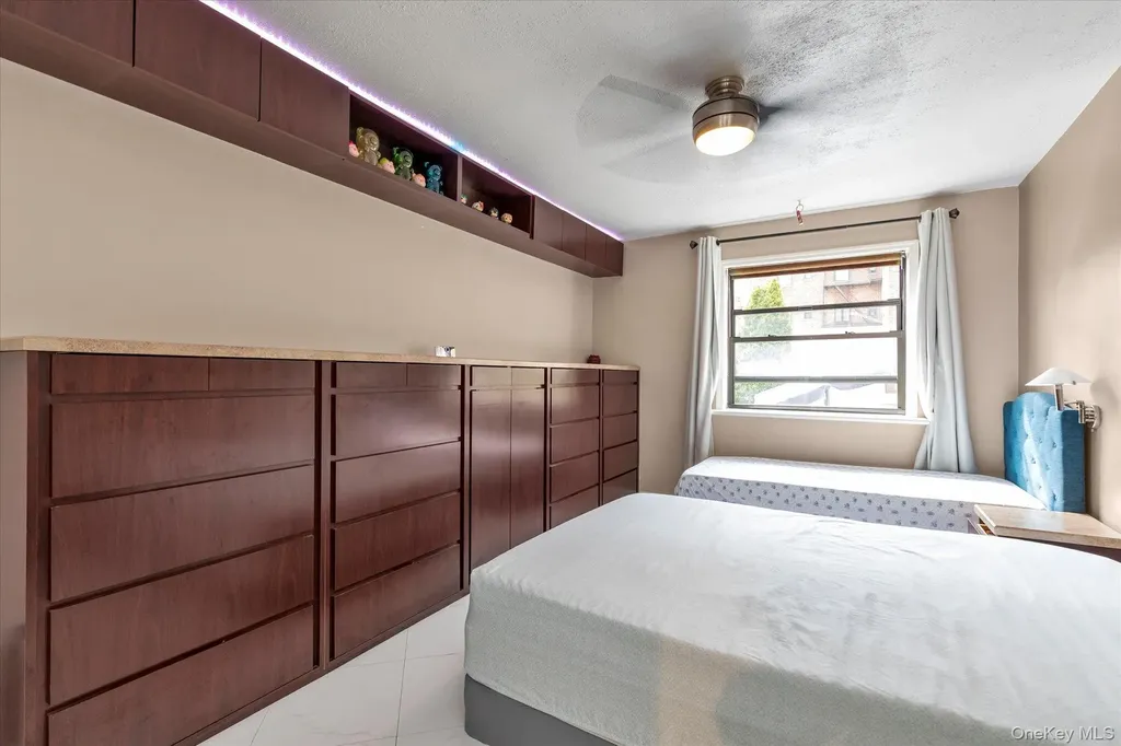 147-16 72nd Avenue Flushing NY 11367