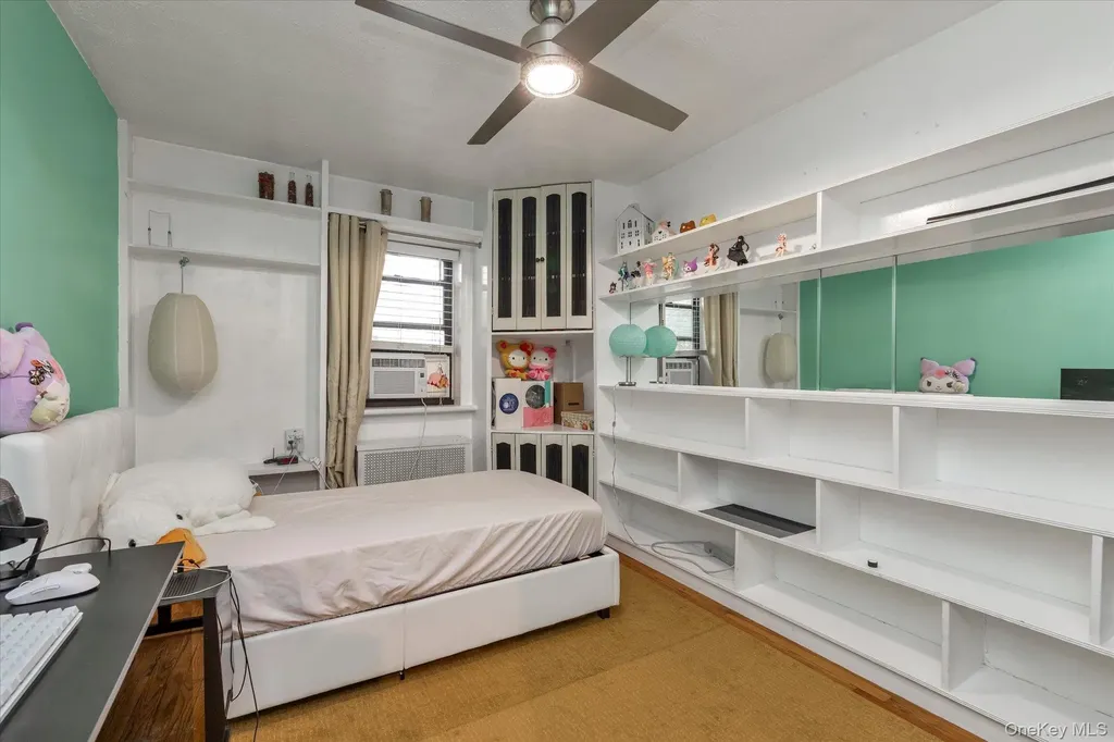 147-16 72nd Avenue Flushing NY 11367