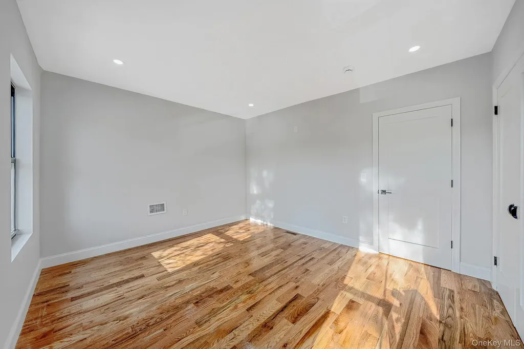 1139 Brooklyn Avenue Brooklyn NY 11203