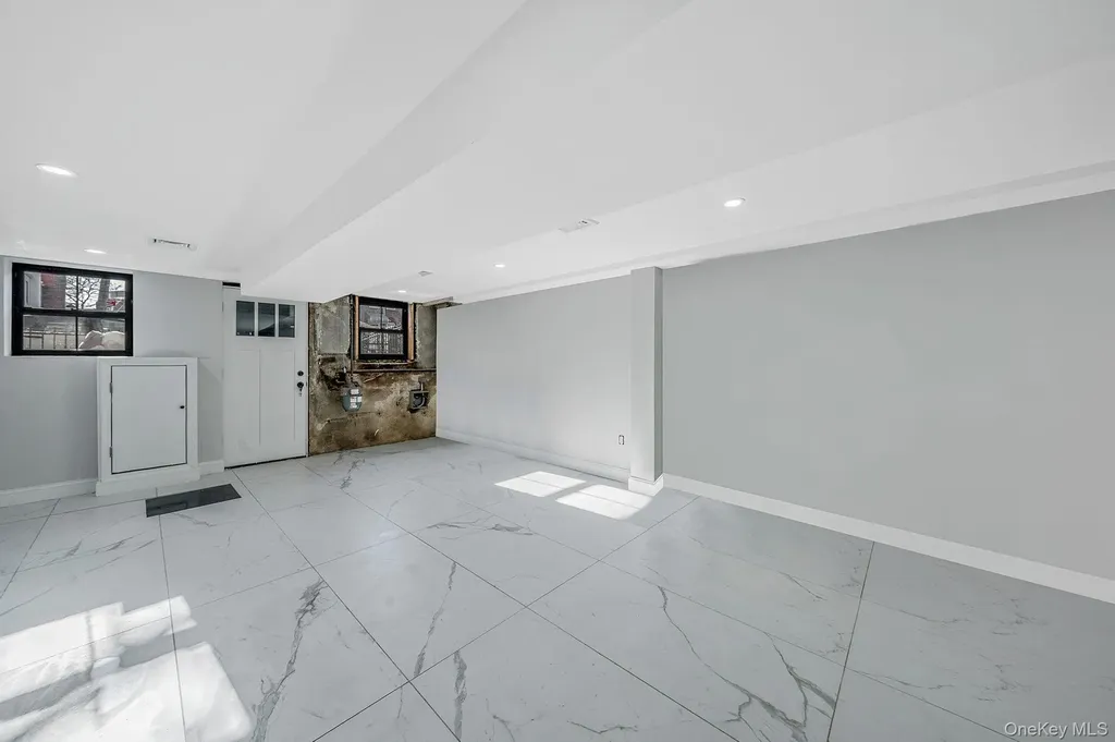 1139 Brooklyn Avenue Brooklyn NY 11203