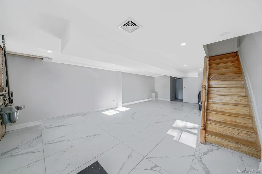 1139 Brooklyn Avenue Brooklyn NY 11203