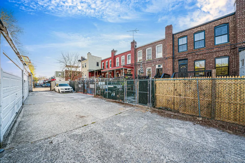1139 Brooklyn Avenue Brooklyn NY 11203
