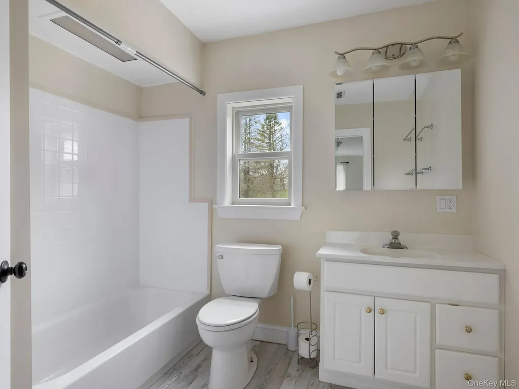 5 Shari Marlboro NY 12542