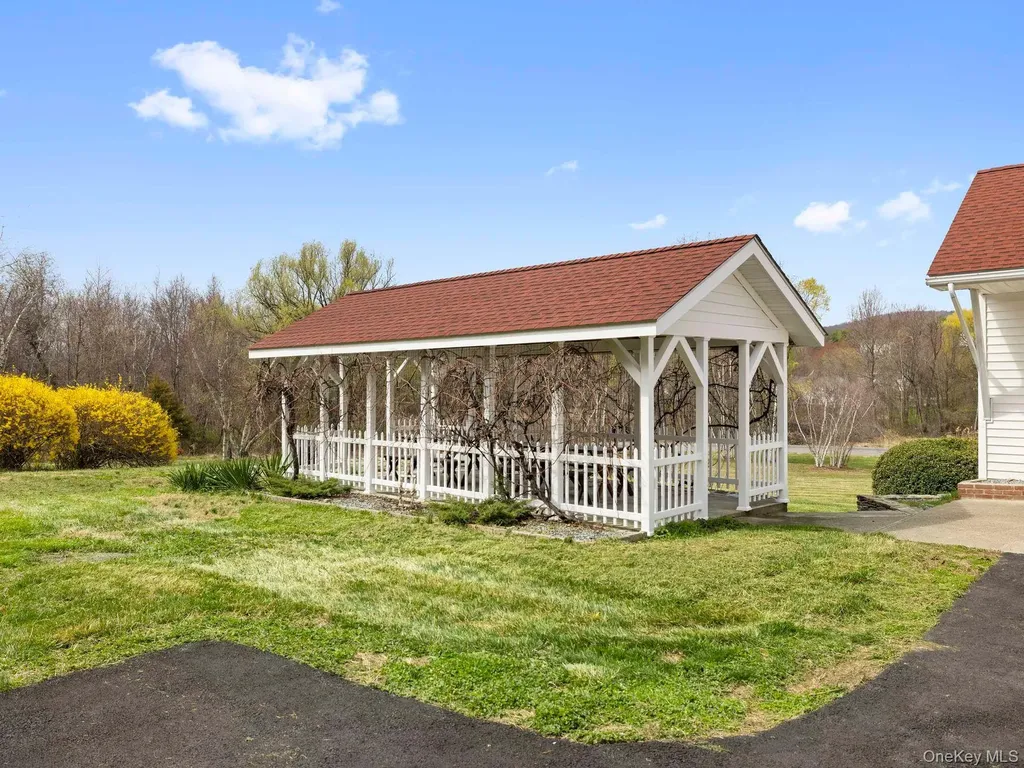 5 Shari Marlboro NY 12542