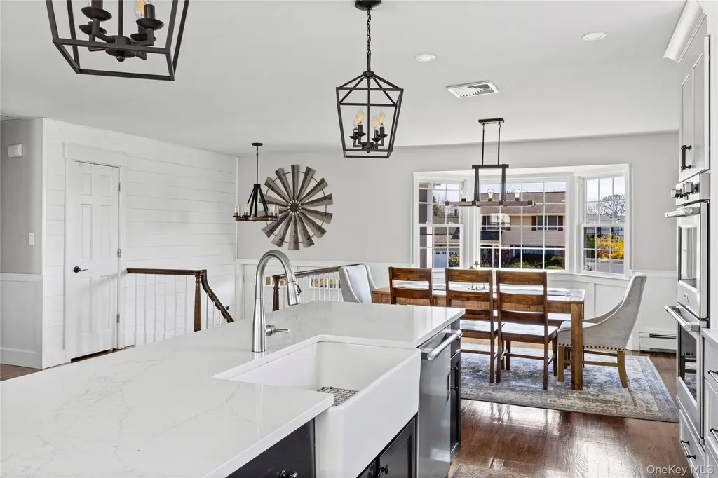 22 Marquette Drive Smithtown NY 11787