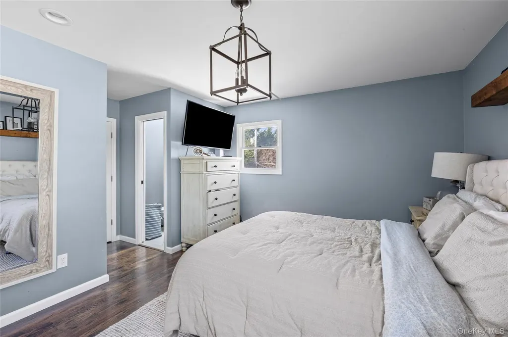 22 Marquette Drive Smithtown NY 11787