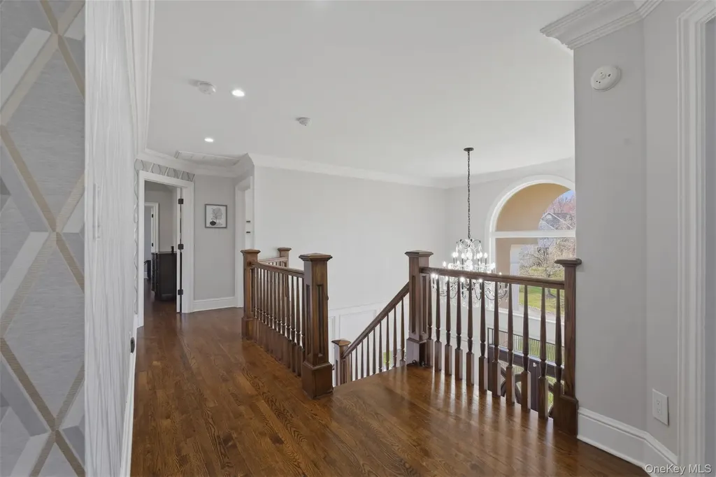 35 Greenwich Avenue Central Valley NY 10917