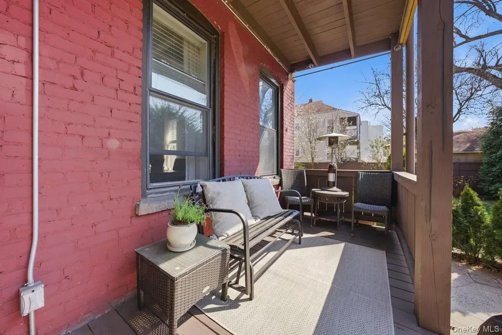 35 S Devoe Avenue Yonkers NY 10705