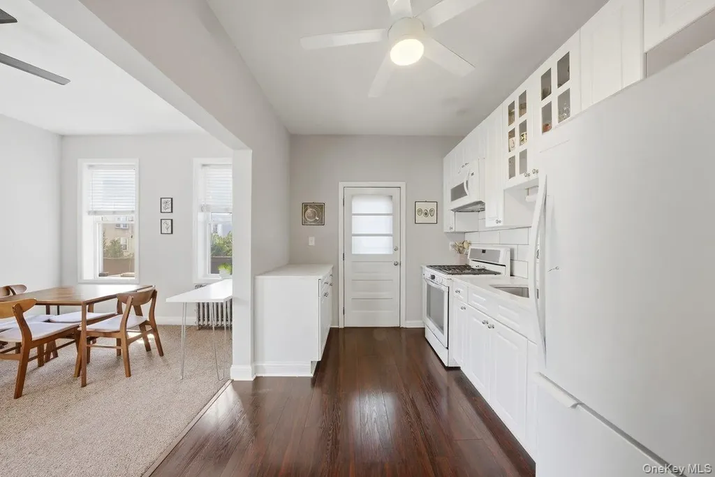 35 S Devoe Avenue Yonkers NY 10705