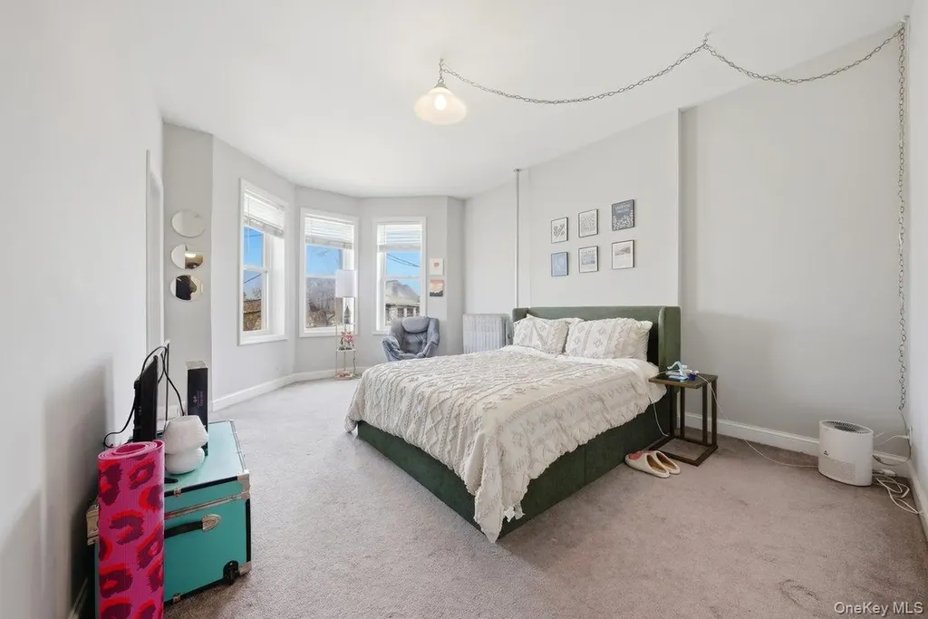 35 S Devoe Avenue Yonkers NY 10705